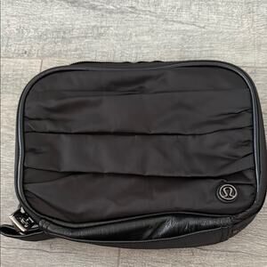 lululemon athletica Black Toiletry Bag Sleek Travel Essential
